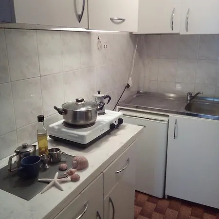 Bissias Guest house 3*