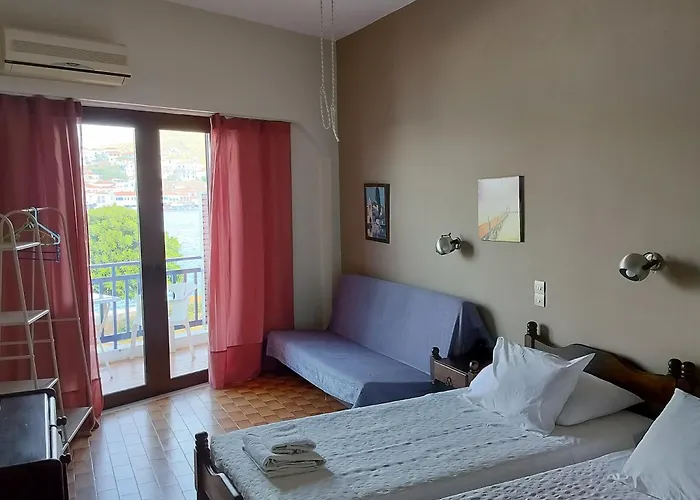 Bissias 3* Galatas (Poros)