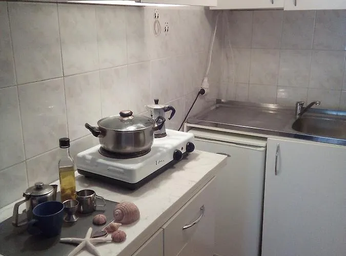 Bissias Guest house 3*